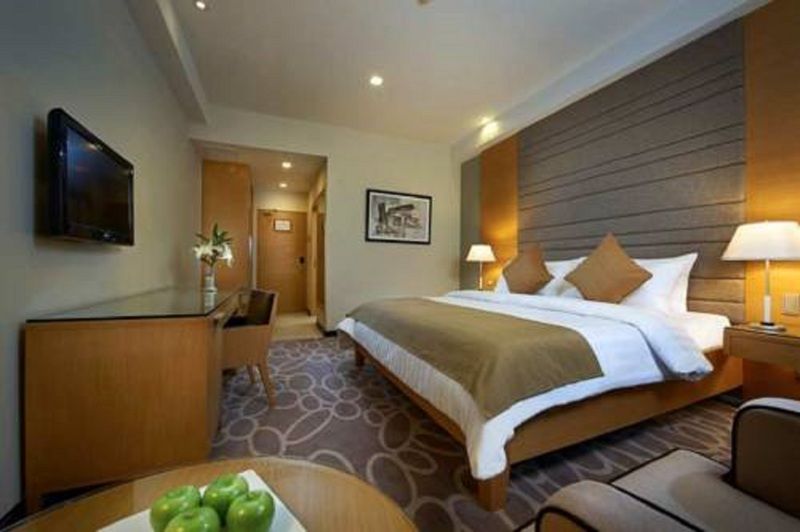 Hotel Berjaya Makati